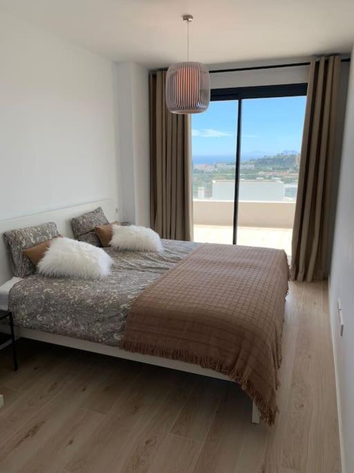 Prachtig Appartement Met Zeezicht In Estepona Costa Del Sol 외부 사진